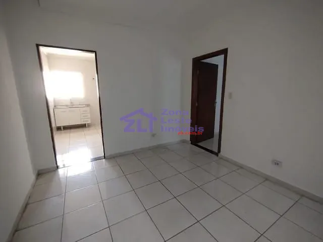 Apartamento com 75m² 2 quartos e 1 banheiro, para alugar, no bairro Cidade Antônio Estevão de Carvalho em São Paulo
