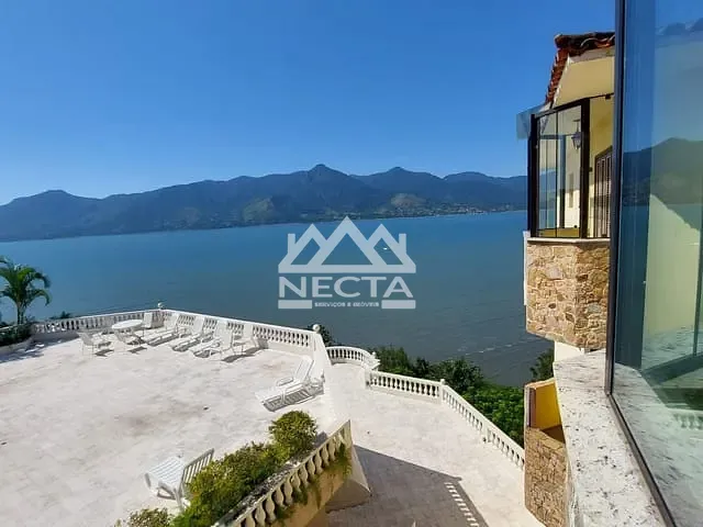 Apartamento com 160m² 4 quartos e 3 banheiros, à venda, no bairro Pontal da Cruz em São Sebastião