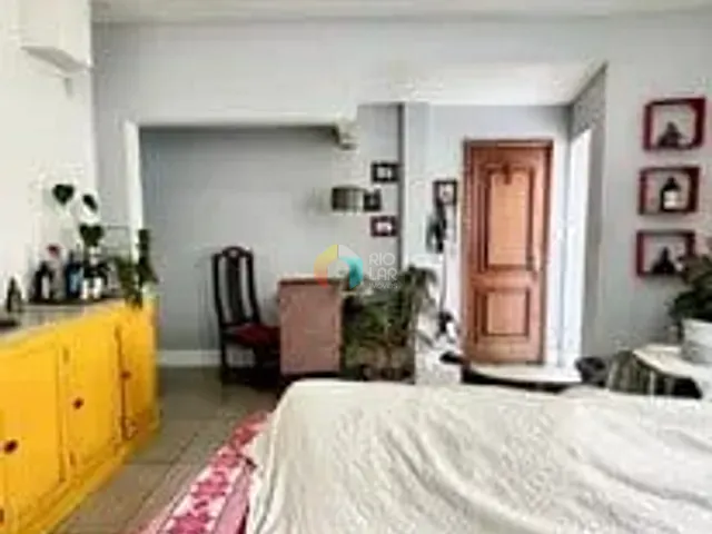 Apartamento com 66m² 2 quartos e 1 banheiro, à venda, no bairro Copacabana em Rio de Janeiro