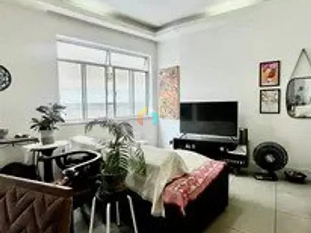 Apartamento com 66m² 2 quartos e 1 banheiro, à venda, no bairro Copacabana em Rio de Janeiro