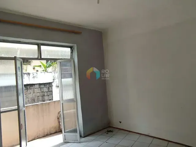 Apartamento com 66m² 2 quartos e 1 banheiro, à venda, no bairro Copacabana em Rio de Janeiro