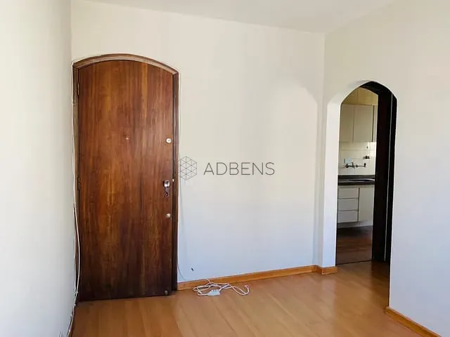 Apartamento 1 quarto e 1 banheiro, para alugar, no bairro Itaim Bibi em São Paulo