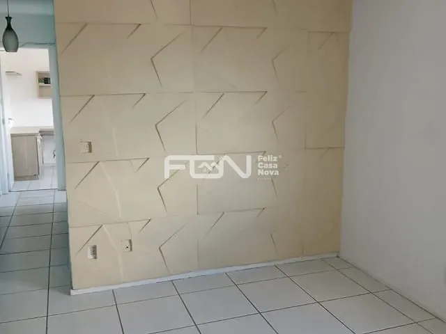 Apartamento 3 quartos e 1 banheiro, à venda ou para alugar, no bairro Recreio Ipitanga em Lauro de Freitas