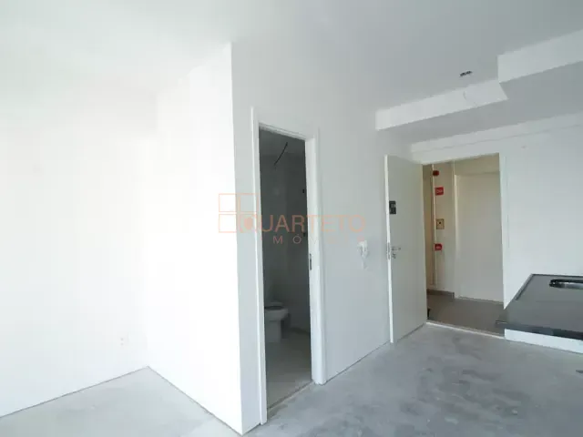 Apartamento 1 quarto e 1 banheiro, à venda, no bairro Vila Pompéia em São Paulo
