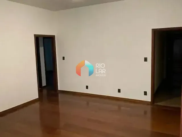 Apartamento com 130m² 3 quartos e 2 banheiros, à venda, no bairro Laranjeiras em Rio de Janeiro