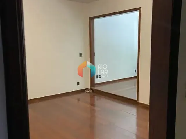 Apartamento com 130m² 3 quartos e 2 banheiros, à venda, no bairro Laranjeiras em Rio de Janeiro