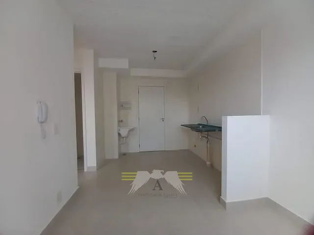 Apartamento 2 quartos e 1 banheiro, à venda, no bairro Brás em São Paulo