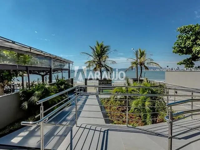 Apartamento 4 quartos e 4 banheiros, à venda, no bairro Centro em Itapema