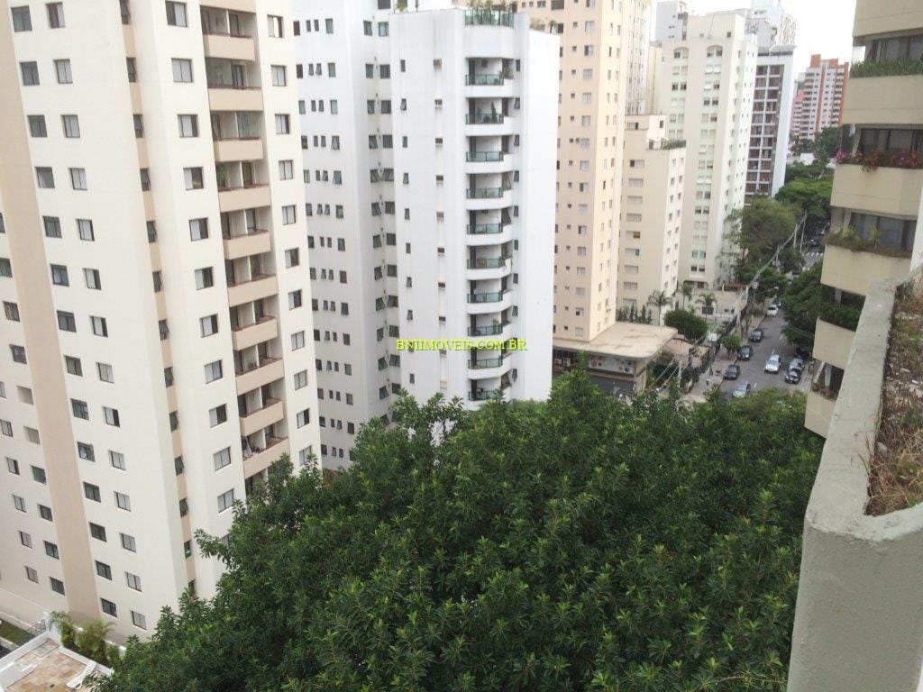 Apartamento para alugar com 2 quartos, 90m² - Foto 19