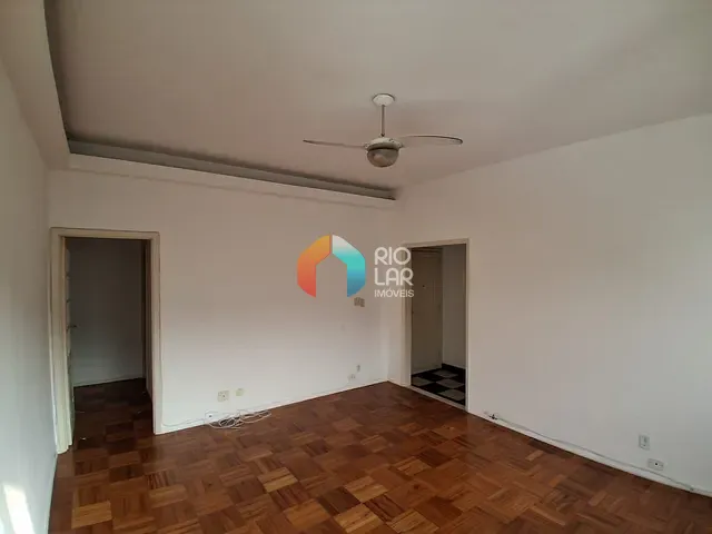 Apartamento com 130m² 3 quartos e 3 banheiros, à venda, no bairro Laranjeiras em Rio de Janeiro