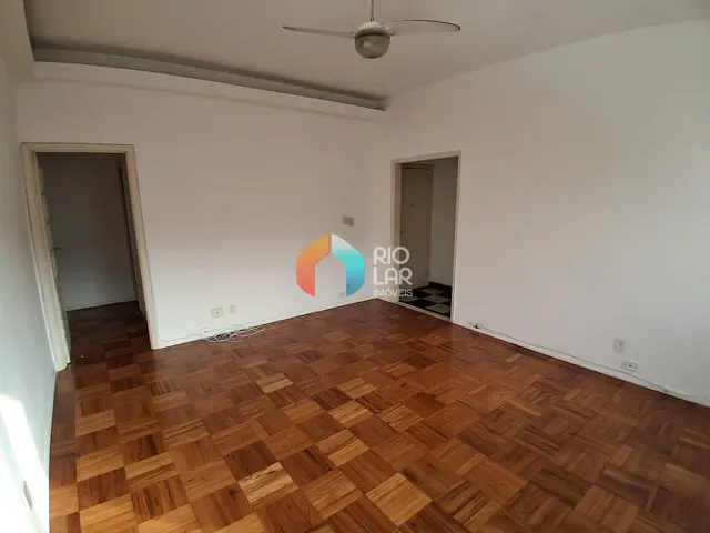 Apartamento com 130m² 3 quartos e 3 banheiros, à venda, no bairro Laranjeiras em Rio de Janeiro
