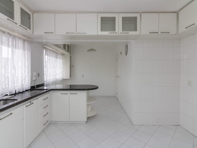Apartamento com 180m² 3 quartos e 5 banheiros, à venda, no bairro Fazenda Morumbi em São Paulo