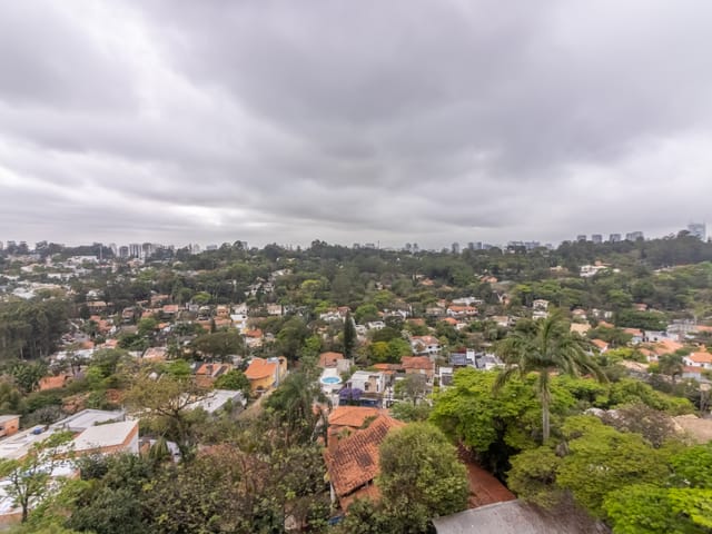 Apartamento com 180m² 3 quartos e 5 banheiros, à venda, no bairro Fazenda Morumbi em São Paulo