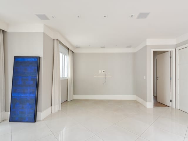 Apartamento com 124m² 3 quartos e 5 banheiros, à venda, no bairro Vila Uberabinha em São Paulo