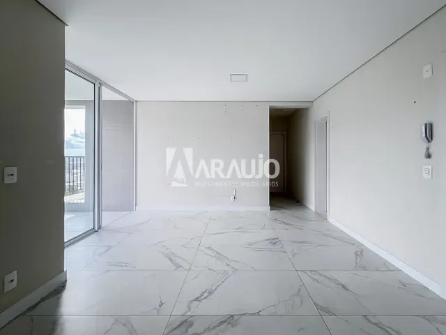 Apartamento 2 quartos e 2 banheiros, à venda, no bairro Ressacada em Itajaí