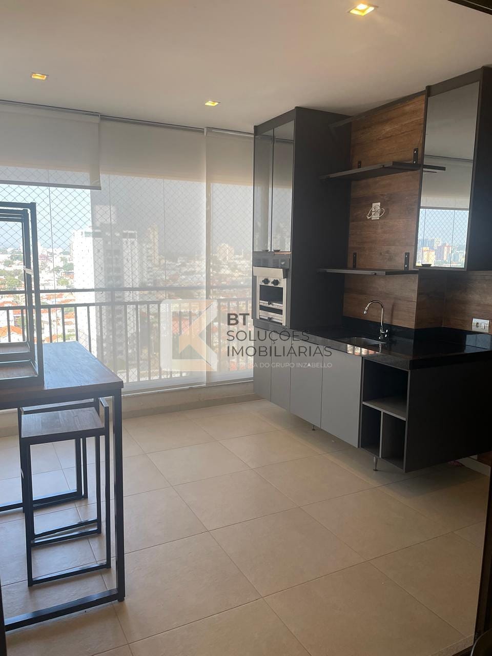 Apartamento para alugar com 3 quartos, 104m² - Foto 12