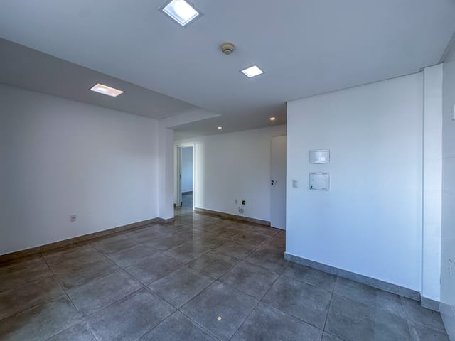 Foto do Apartamento - Apartamento com 2 dormitórios para alugar, 65 m² - Centro - Itajaí/SC | Mercedes Imóveis