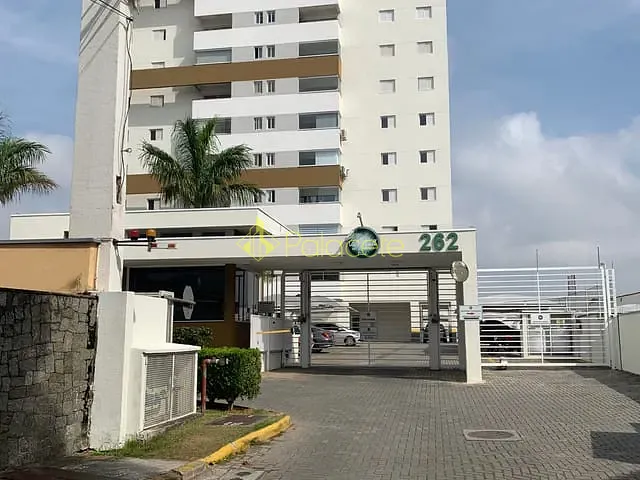Apartamento 3 quartos e 3 banheiros, à venda, no bairro Jardim Boa Vista em Pindamonhangaba