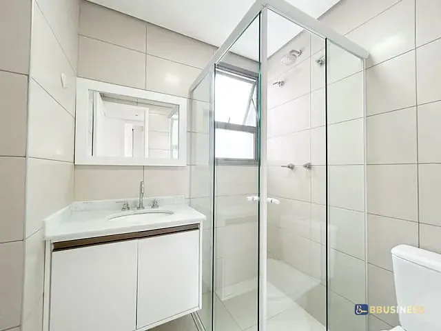 Apartamento 2 quartos e 2 banheiros, à venda ou para alugar, no bairro Centro em Bertioga