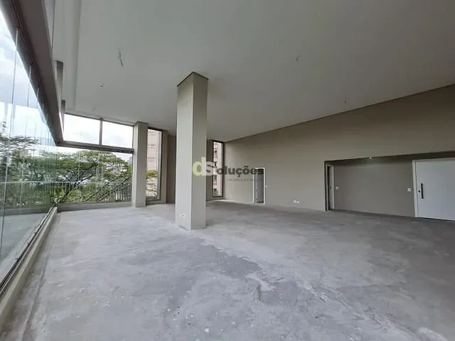 Apartamento 4 quartos e 6 banheiros, à venda, no bairro Higienópolis em São Paulo