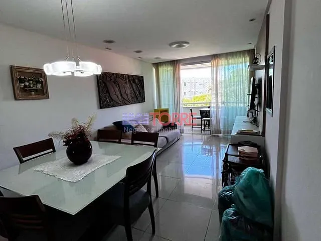 Apartamento 3 quartos e 2 banheiros, à venda, no bairro Boa Vista em Ilhéus