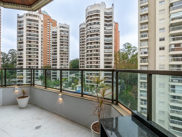Apartamento com 251m² 3 quartos e 4 banheiros, à venda, no bairro Panamby em São Paulo
