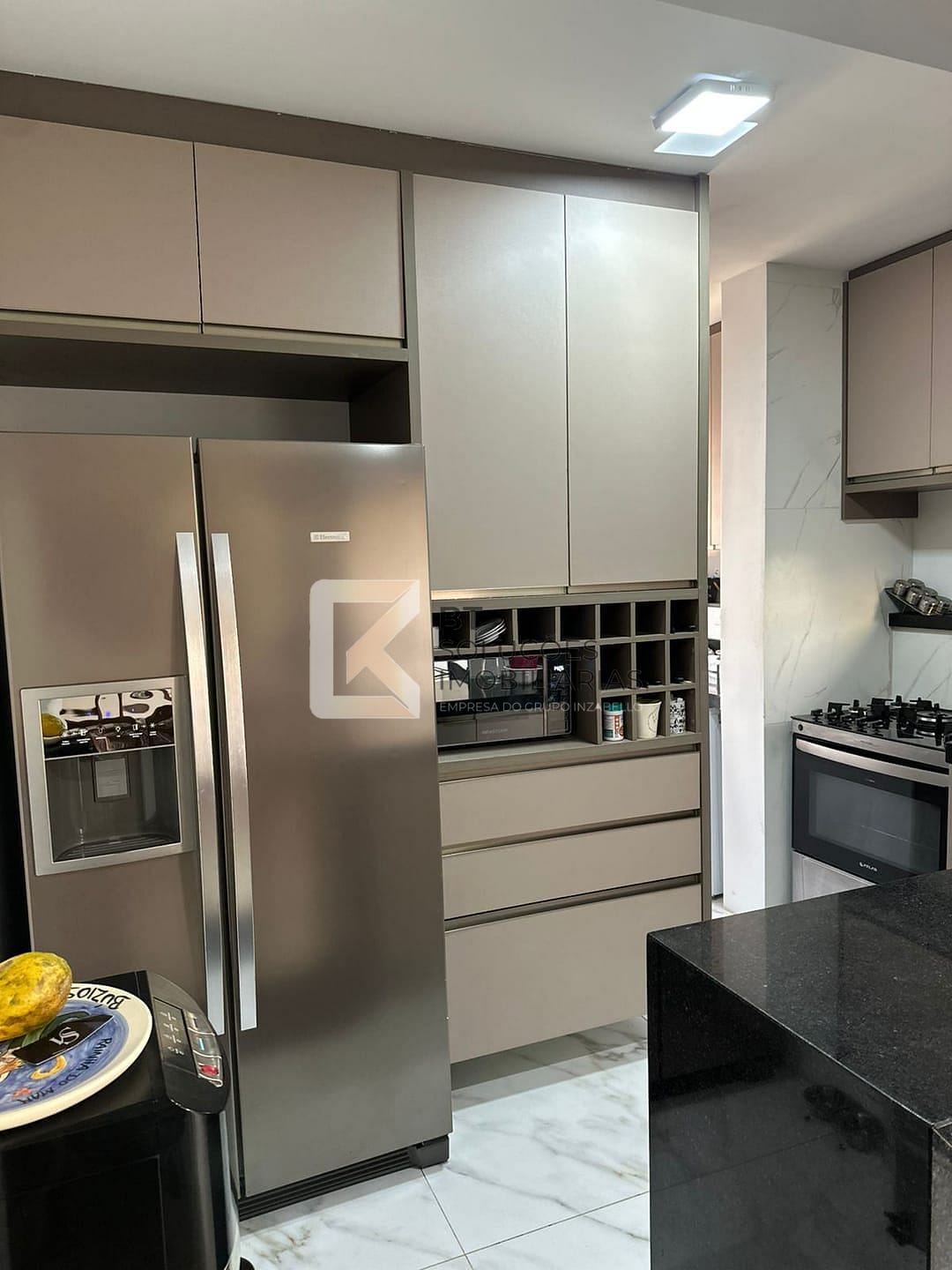 Apartamento para alugar com 3 quartos, 85m² - Foto 9