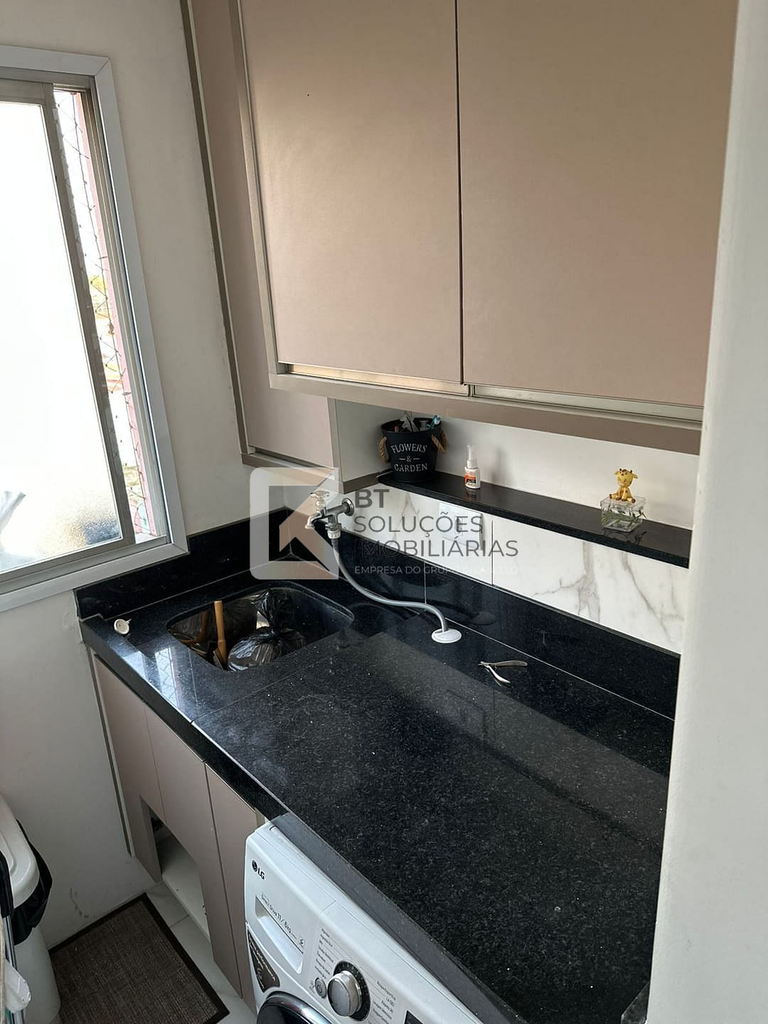 Apartamento para alugar com 3 quartos, 85m² - Foto 12