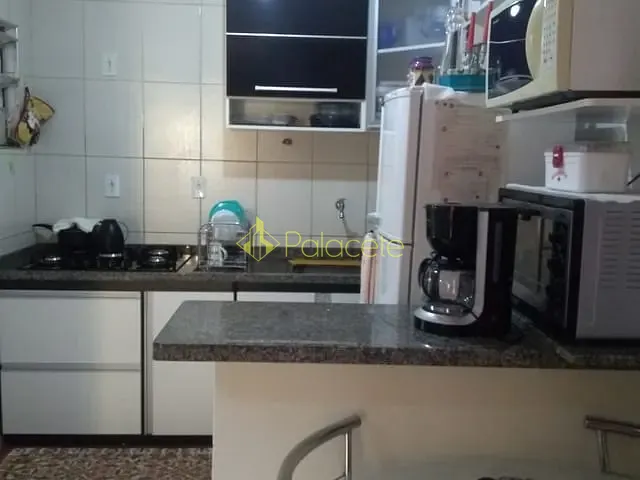 Apartamento 2 quartos e 1 banheiro, à venda, no bairro São Benedito em Pindamonhangaba