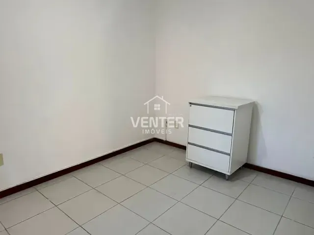 Apartamento 1 quarto e 1 banheiro, à venda ou para alugar, no bairro Vila São José em Taubaté