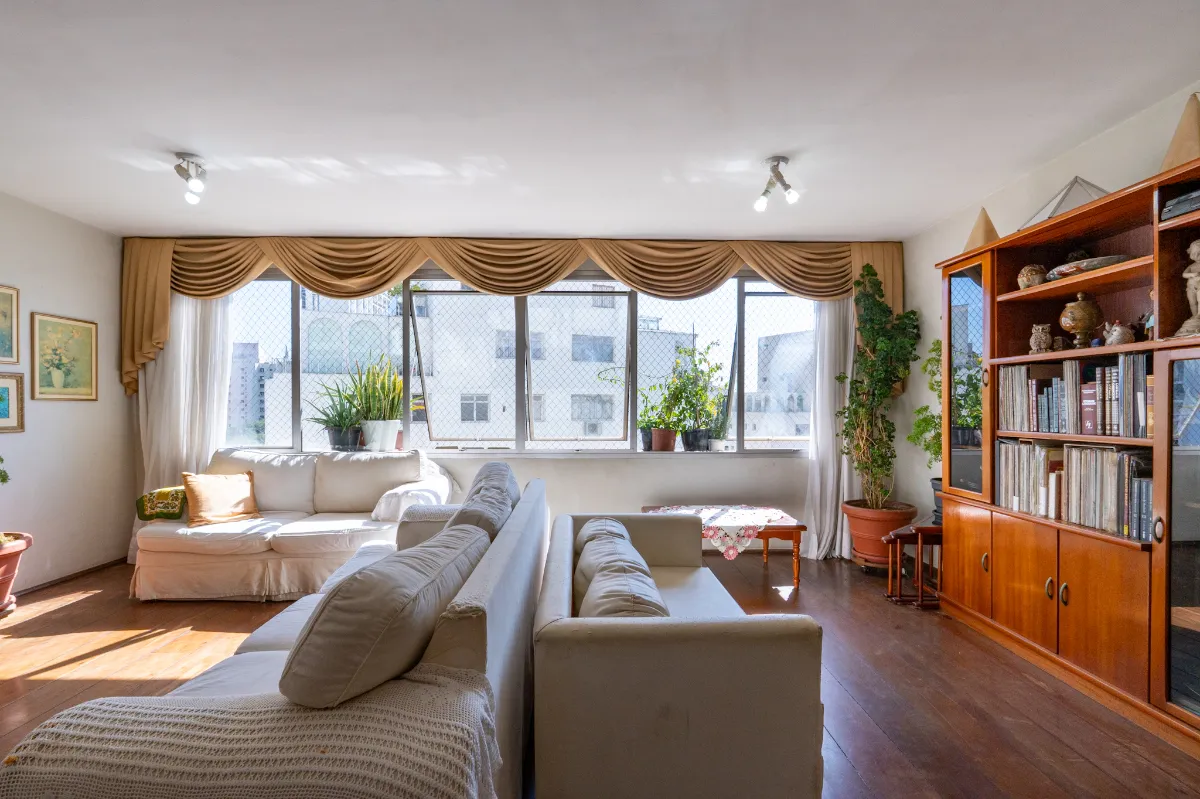 Apartamento para venda em Real Parque com 3 quartos, sendo 1 suíte, 132m²