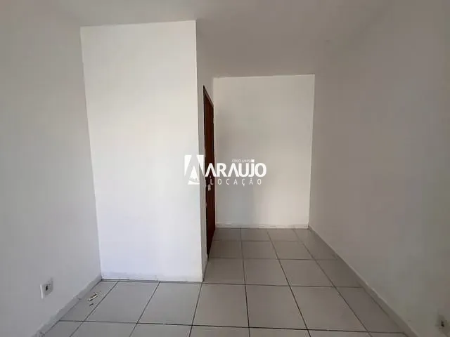 Apartamento 2 quartos e 2 banheiros, para alugar, no bairro Cordeiros em Itajaí