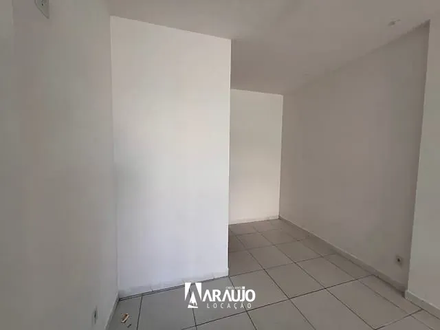 Apartamento 2 quartos e 2 banheiros, para alugar, no bairro Cordeiros em Itajaí