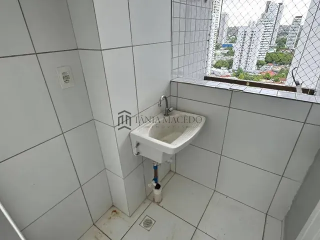 Apartamento 3 quartos e 2 banheiros, à venda, no bairro Encruzilhada em Recife