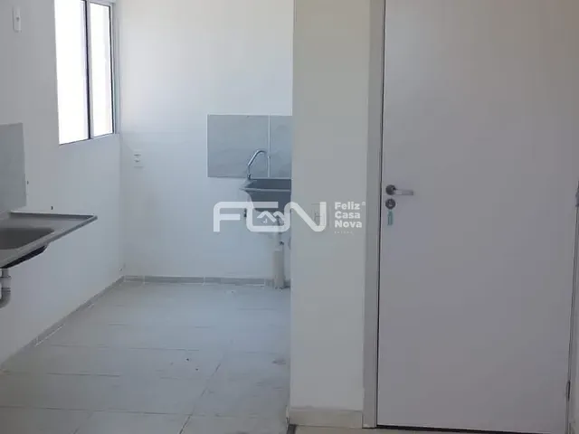 Apartamento 2 quartos e 1 banheiro, à venda, no bairro Malícia (Abrantes) em Camaçari