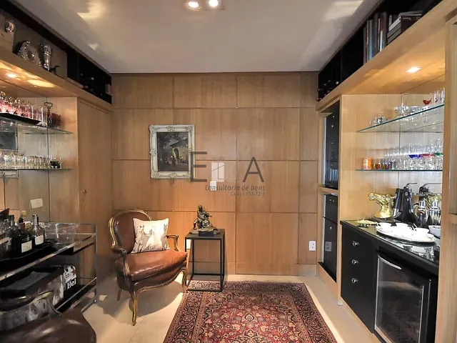 Apartamento com 278m² 3 quartos e 6 banheiros, à venda, no bairro Itaim Bibi em São Paulo