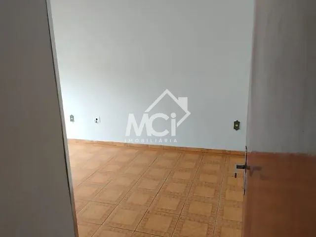 Apartamento 2 quartos e 2 banheiros, à venda, no bairro Areal em Pelotas