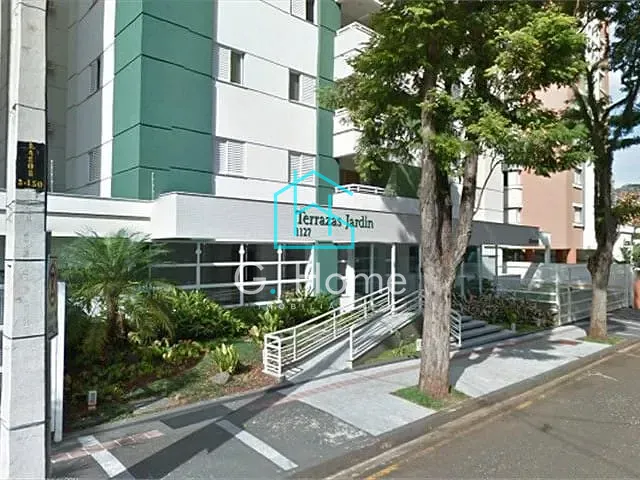 Apartamento com 142m² 3 quartos e 2 banheiros, à venda, no bairro Centro em Londrina