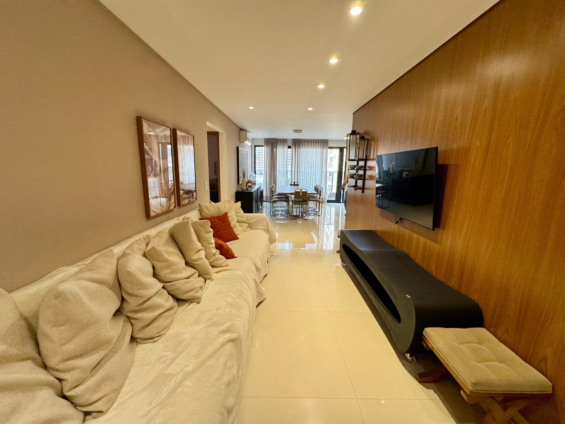 Apartamento à venda no Ello Vaca Brava, 114 m², 3 suítes mobiliado