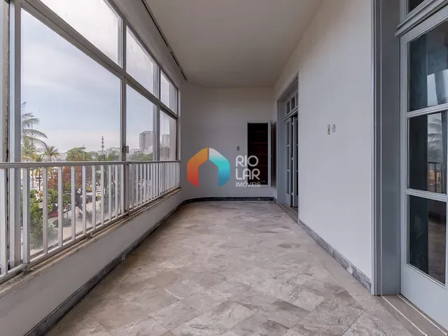 Apartamento com 270m² 3 quartos e 2 banheiros, à venda, no bairro Copacabana em Rio de Janeiro