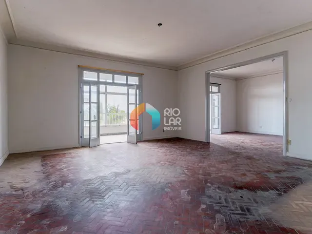 Apartamento com 270m² 3 quartos e 2 banheiros, à venda, no bairro Copacabana em Rio de Janeiro