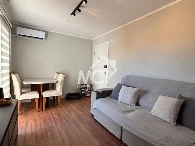 Apartamento 2 quartos e 1 banheiro, à venda, no bairro São Gonçalo em Pelotas