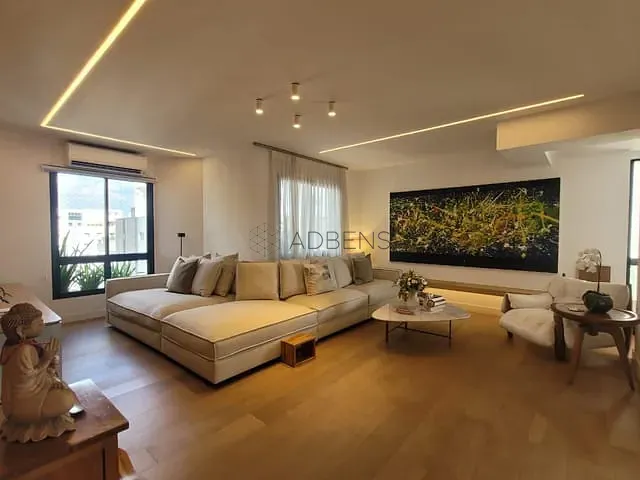 Apartamento com 315m² 3 quartos e 4 banheiros, à venda, no bairro Vila Uberabinha em São Paulo