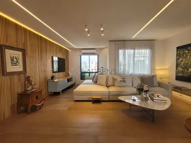 Apartamento com 315m² 3 quartos e 4 banheiros, à venda, no bairro Vila Uberabinha em São Paulo