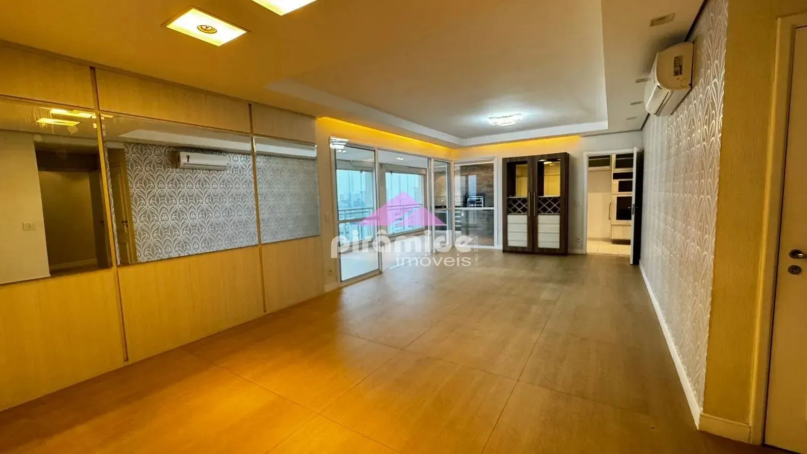 Apartamento, 4 quartos, 189 m² - Foto 2