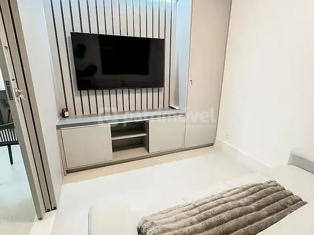 Apartamento 2 quartos e 2 banheiros, à venda, no bairro Leblon em Rio de Janeiro