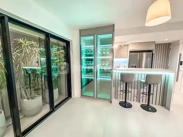 Apartamento 2 quartos e 2 banheiros, à venda, no bairro Leblon em Rio de Janeiro