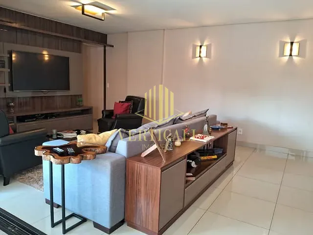 Apartamento com 209m² 4 quartos e 5 banheiros, à venda, no bairro Jardim Cuiabá em Cuiabá