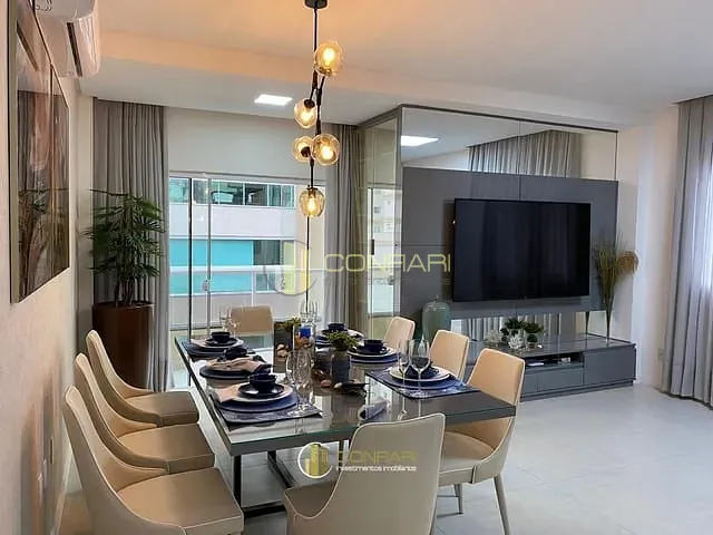 Apartamento com 170m² 4 quartos e 3 banheiros, à venda, no bairro Meia Praia em Itapema