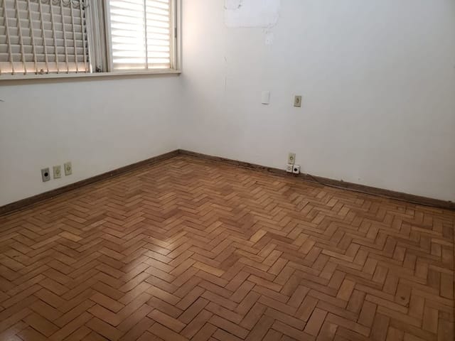 Foto do Apartamento - Apartamento com 4 dormitórios à venda, 196 m² por R$ 275.000,00 - Centro - Uberaba/MG | DOMINIO ZAGO IMOVEIS LTDA